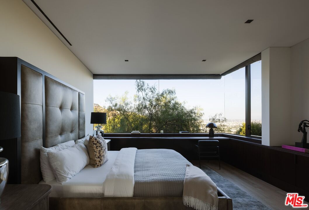 MLS #25597515 image #26