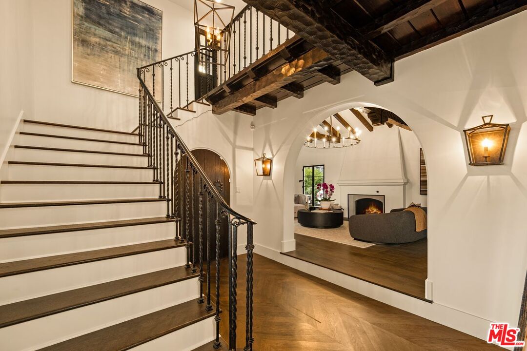 MLS #25597557 image #14