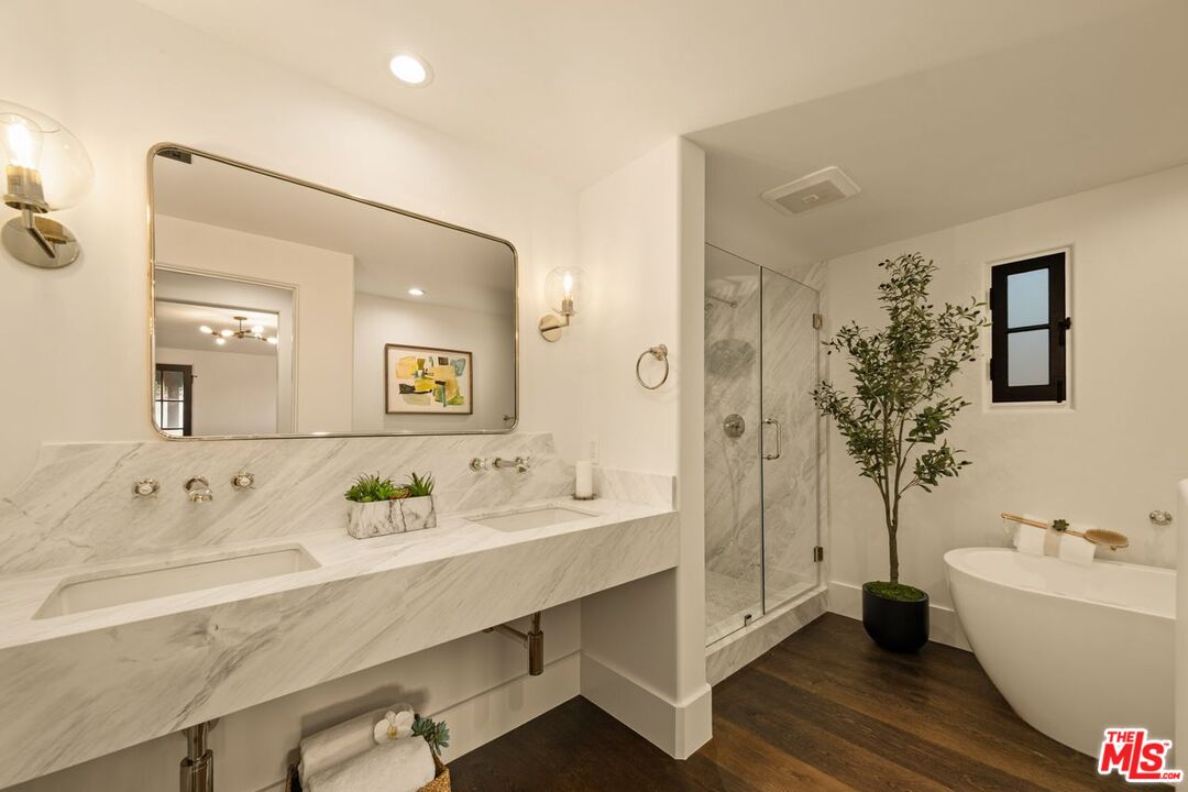 MLS #25597557 image #30