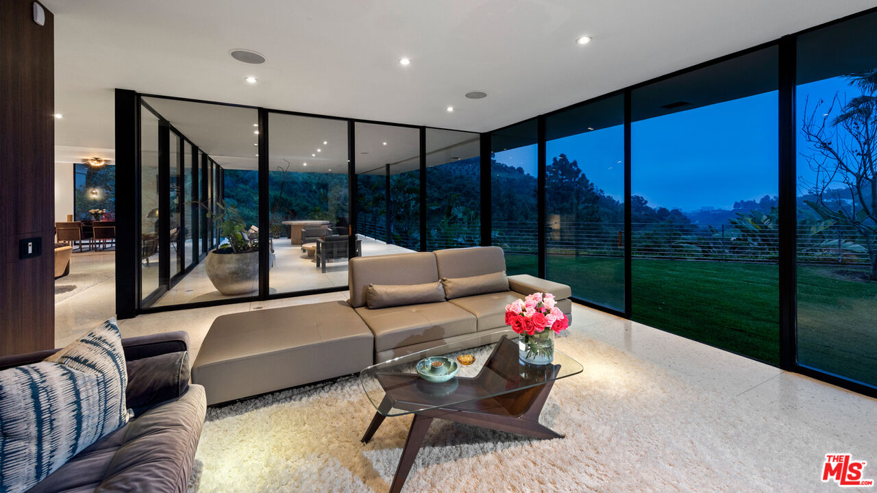 MLS #25597619 image #13