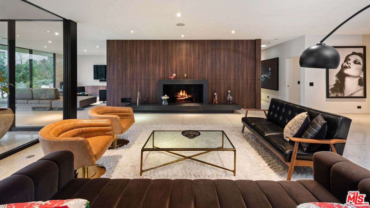 MLS #25597619 image #16