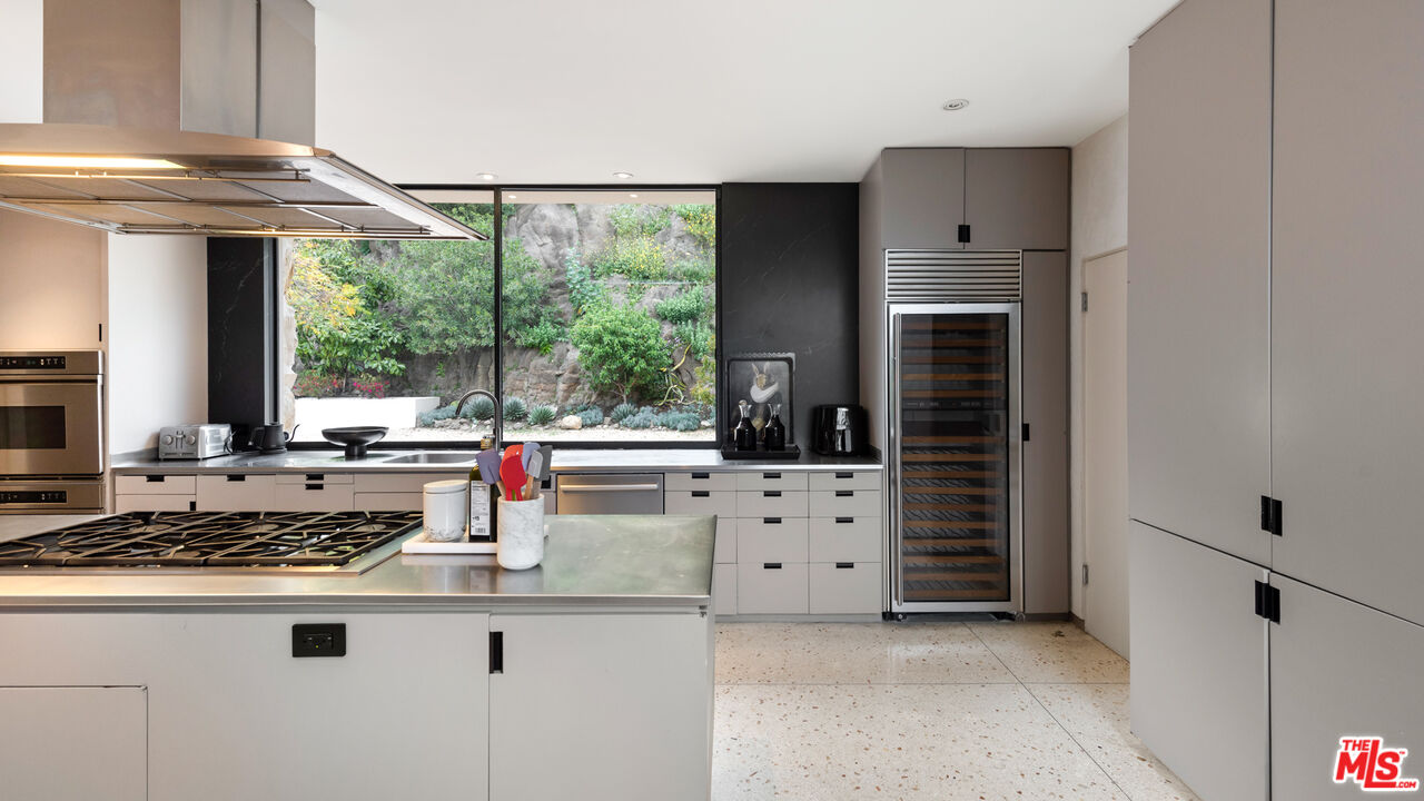 MLS #25597619 image #27