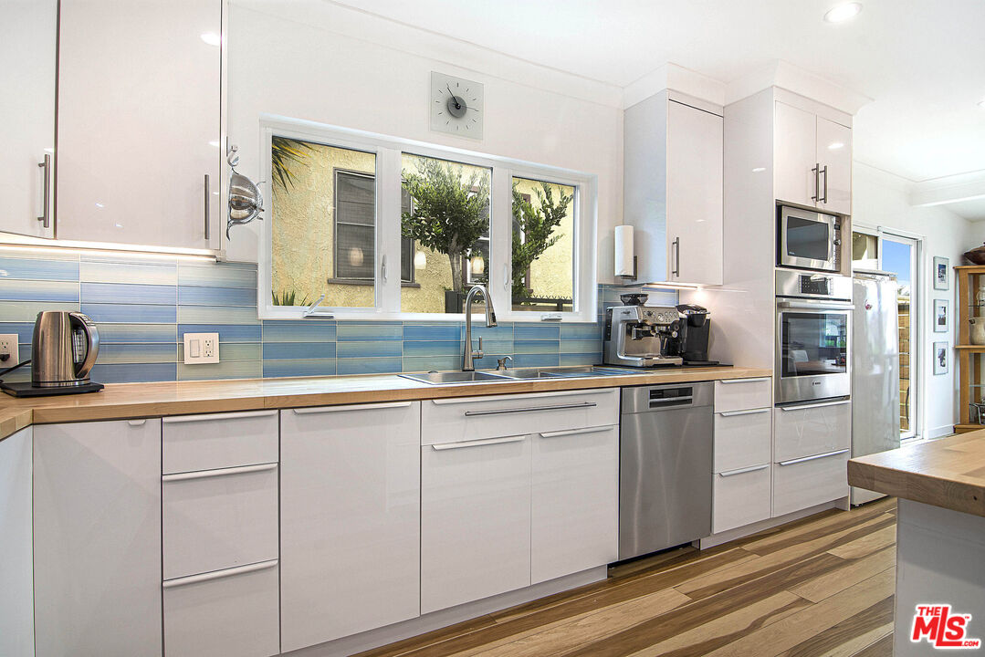 MLS #25597645 image #10