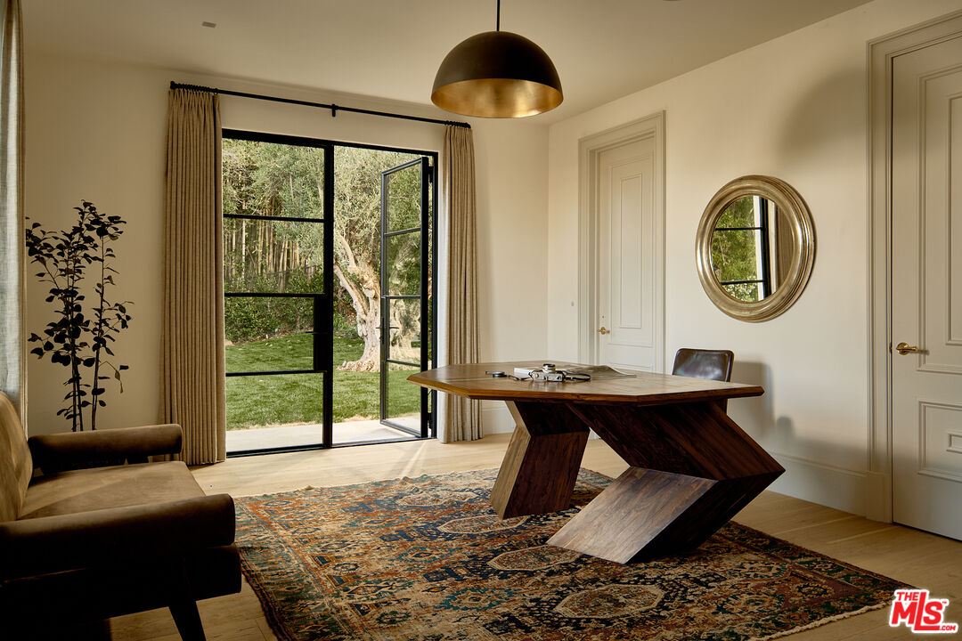 MLS #25597735 image #22