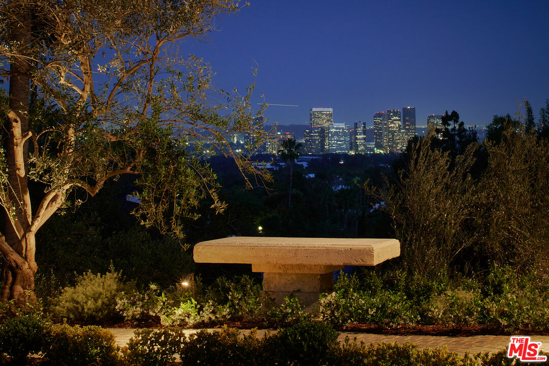 MLS #25597735 image #23