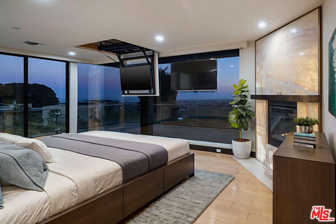 MLS #25597891 image #10