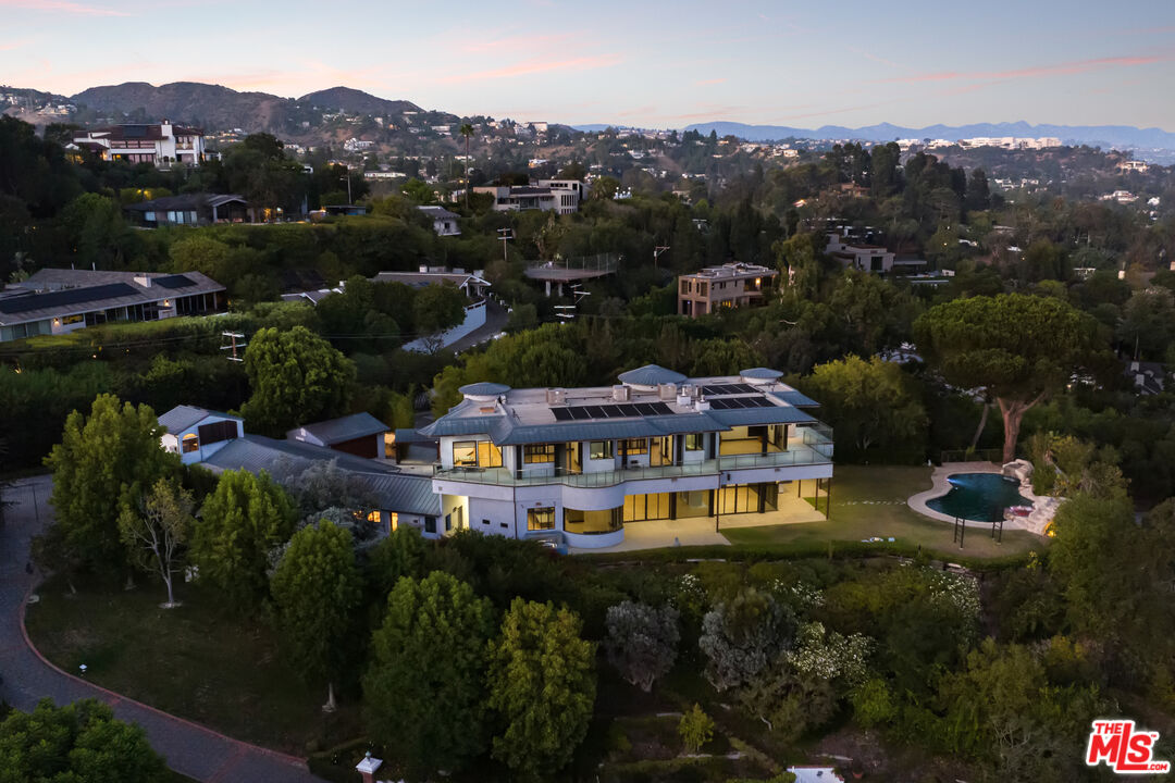 MLS #25597891 image #1