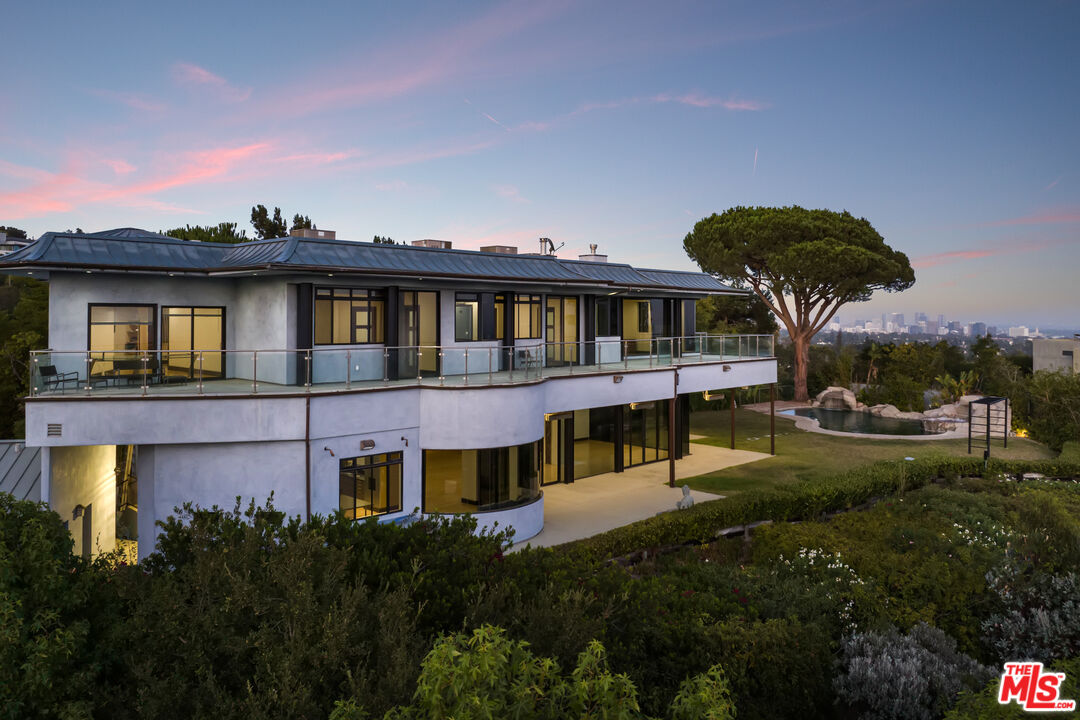 MLS #25597891 image #2