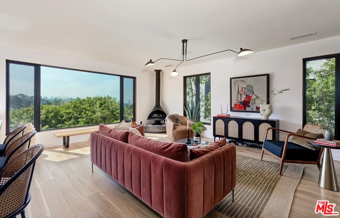 MLS #25598085 image #10