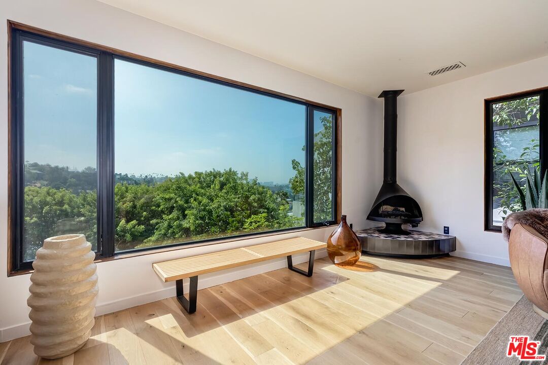 MLS #25598085 image #11