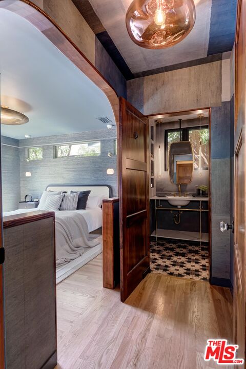 MLS #25598085 image #27