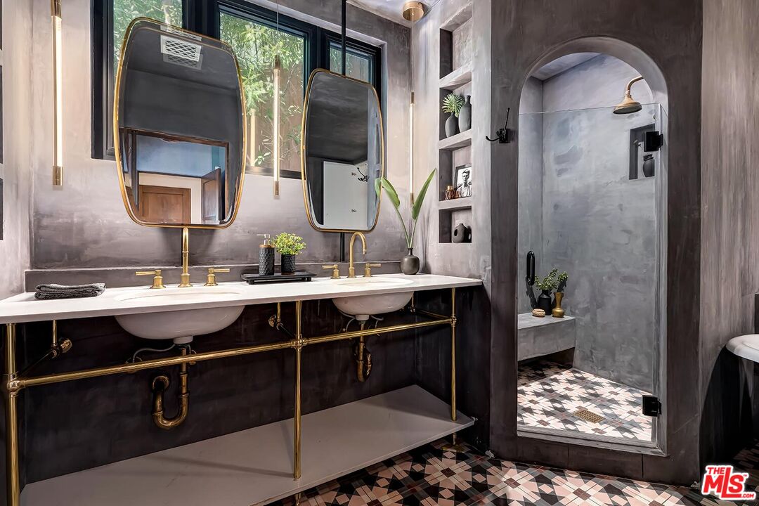 MLS #25598085 image #31