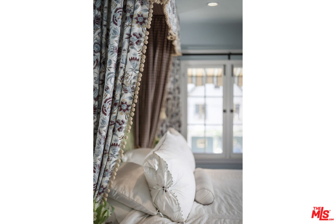 MLS #25598103 image #15