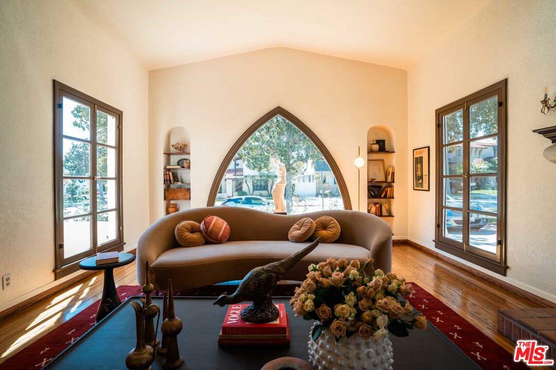 MLS #25598217 image #3