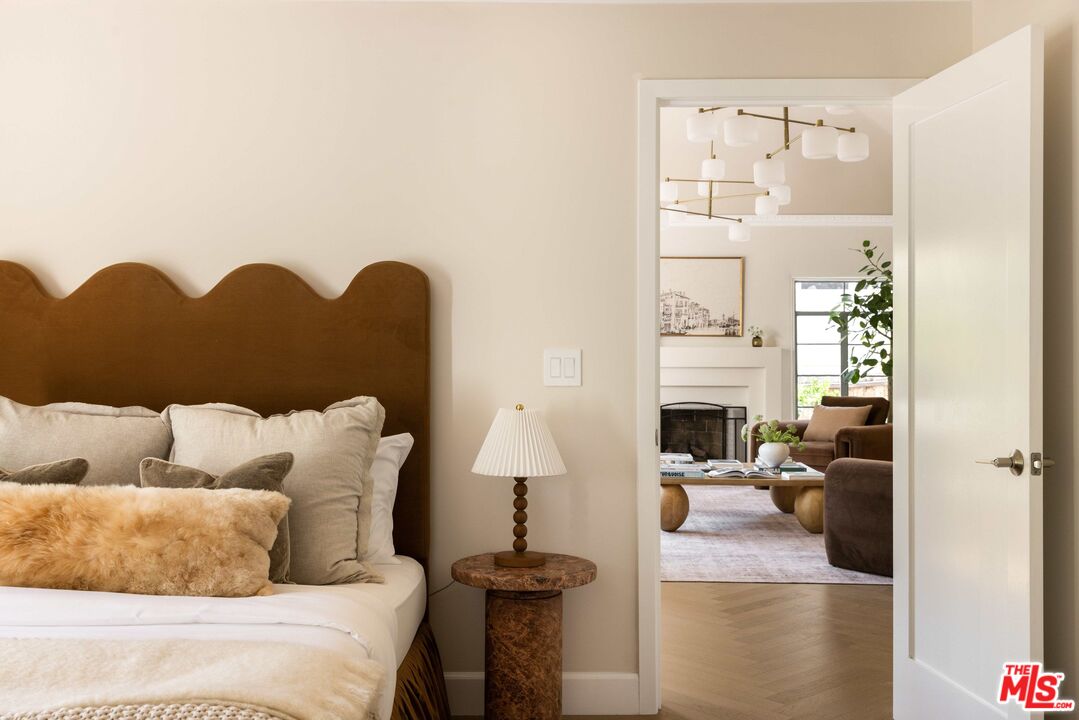 MLS #25598275 image #10