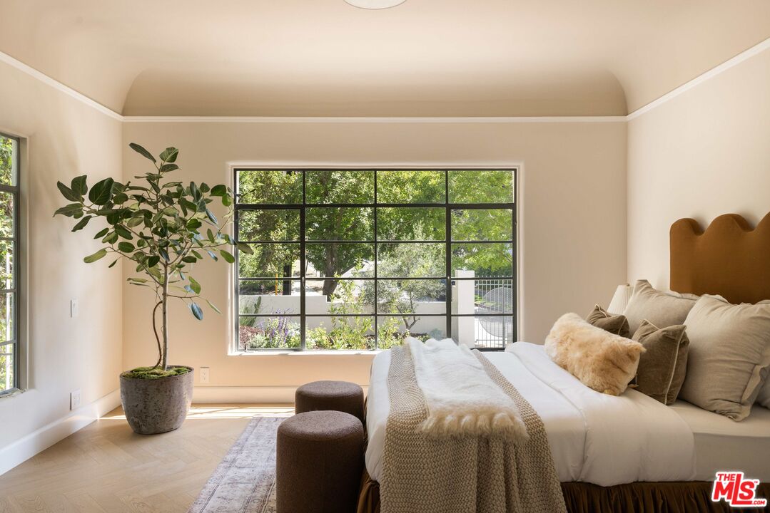 MLS #25598275 image #11