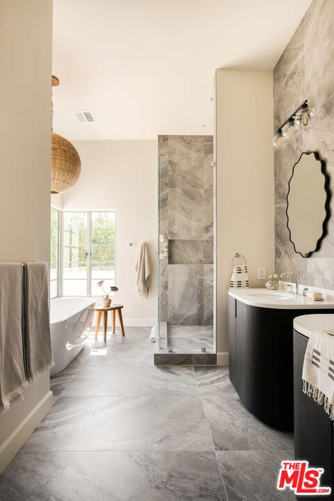 MLS #25598275 image #14