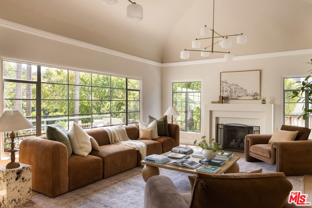 MLS #25598275 image #3