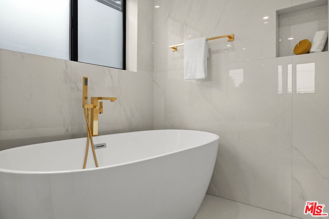 MLS #25598419 image #33