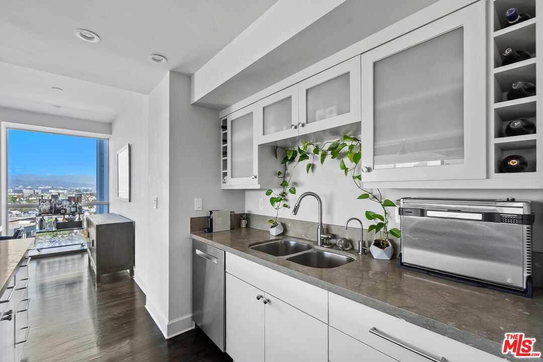 MLS #25598441 image #15