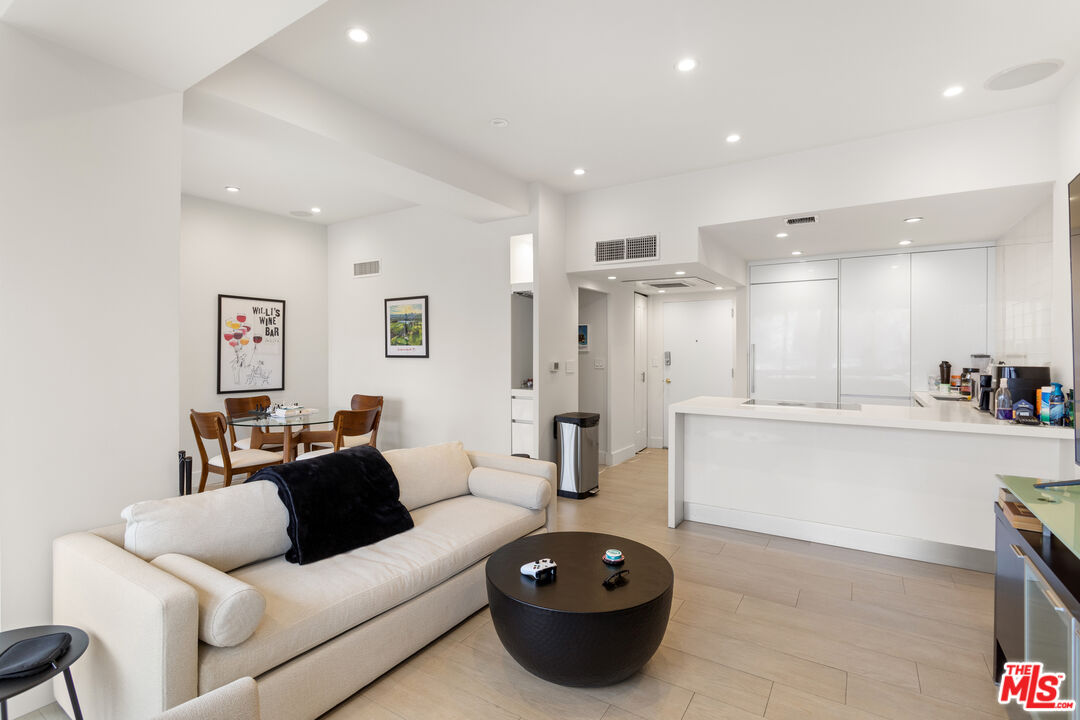 MLS #25598497 image #17