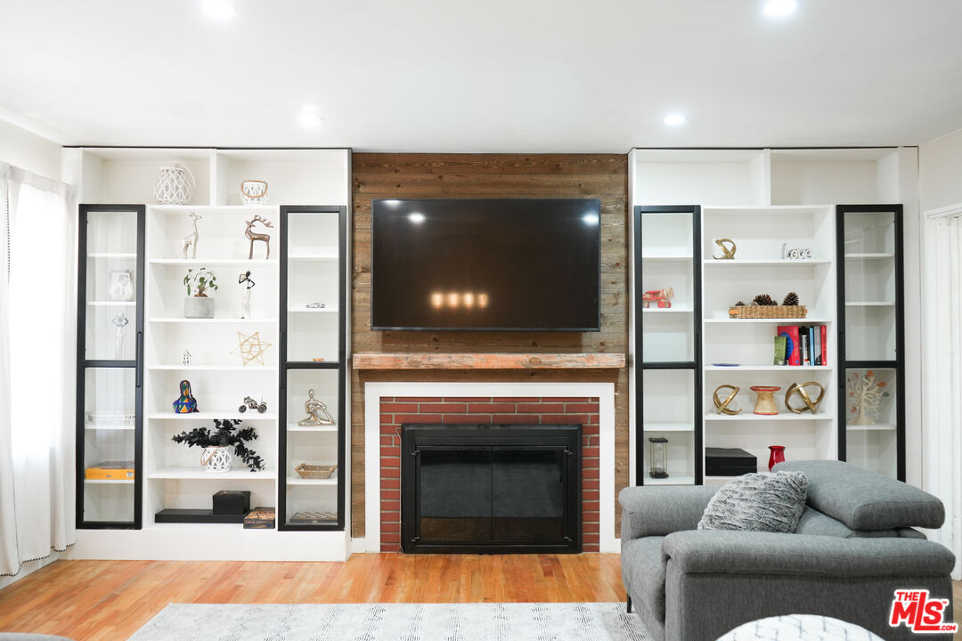 MLS #25598501 image #3