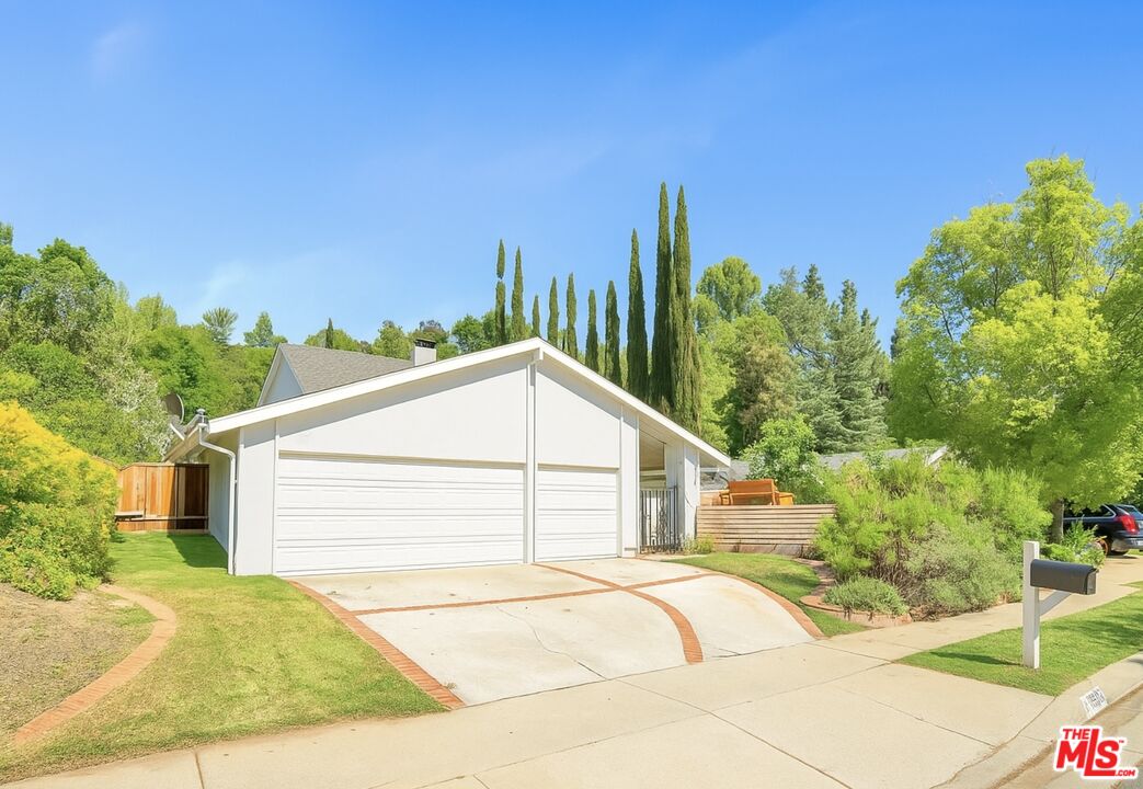 MLS #25598525 image #1