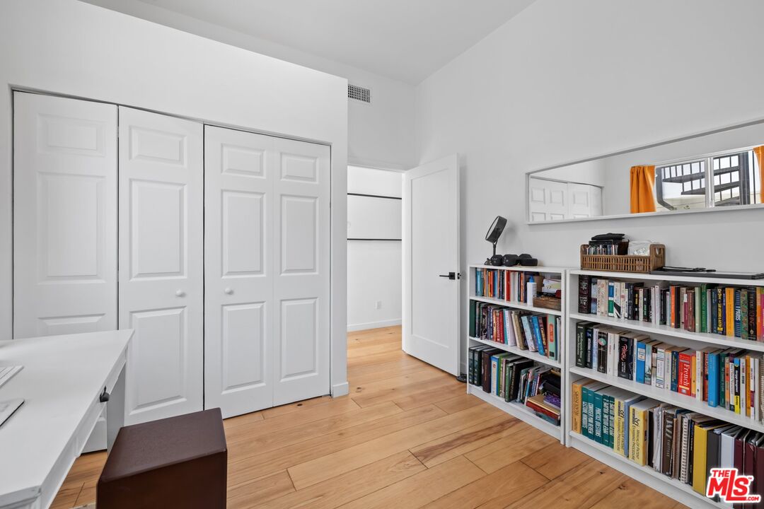 MLS #25598617 image #21