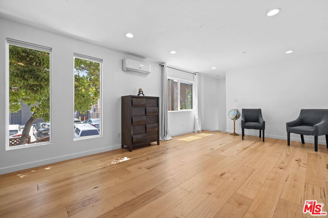 MLS #25598617 image #37