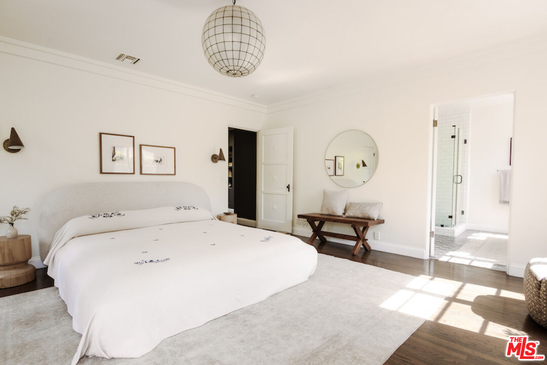 MLS #25598701 image #17