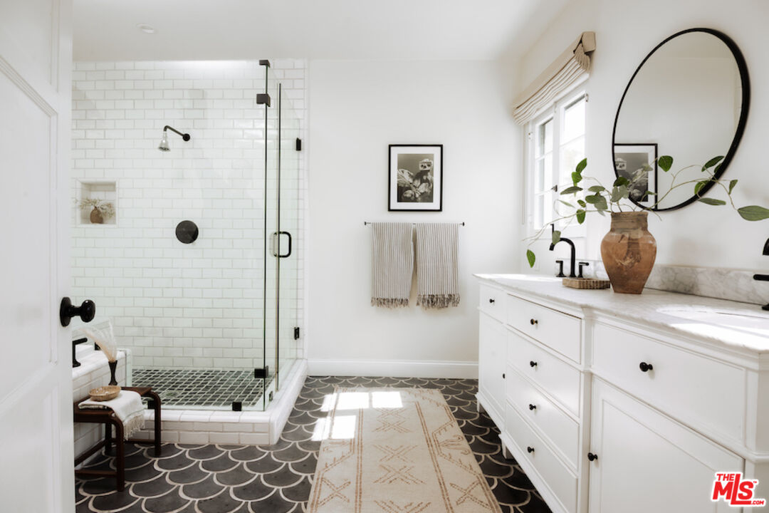 MLS #25598701 image #19