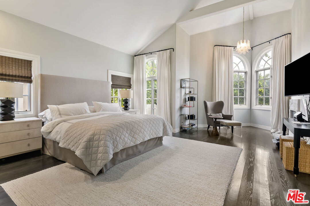 MLS #25598737 image #13