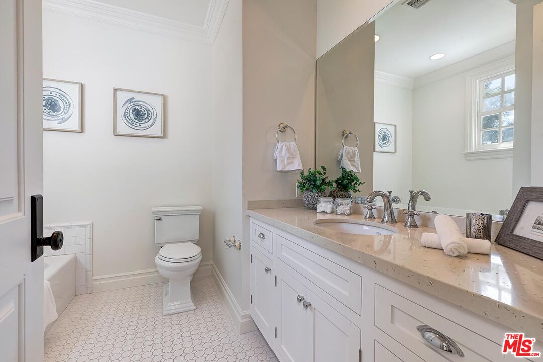 MLS #25598805 image #37