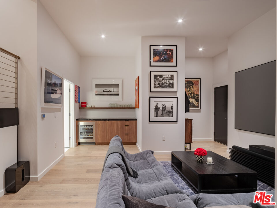 MLS #25598831 image #17