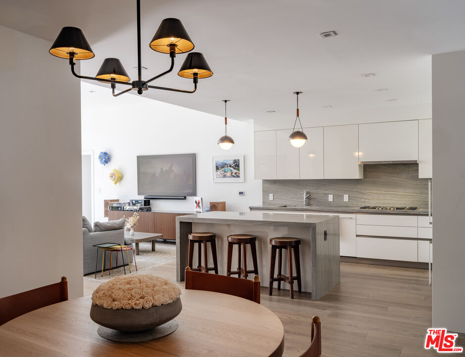 MLS #25598831 image #2