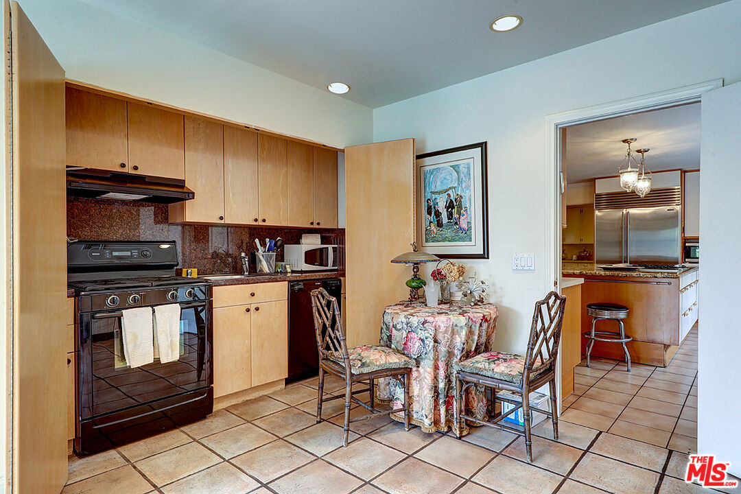 MLS #25598861 image #16