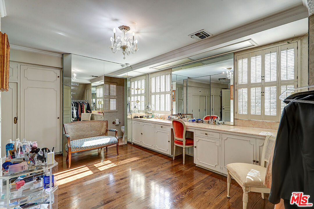 MLS #25598861 image #22