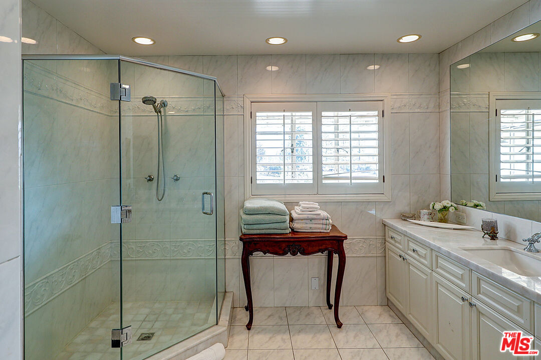 MLS #25598861 image #23