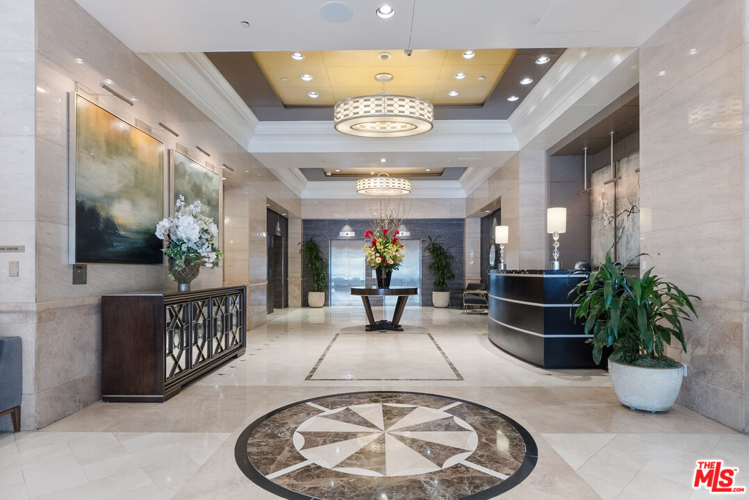 MLS #25598895 image #21