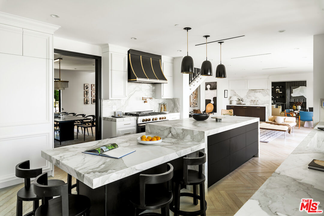 MLS #25598935 image #18