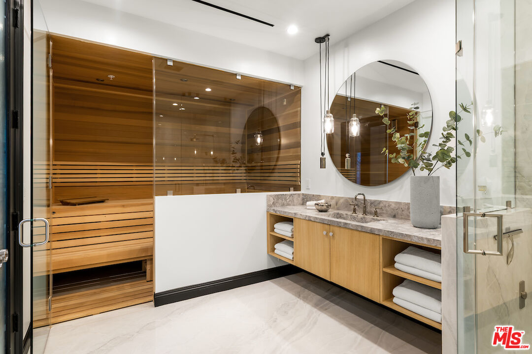 MLS #25598935 image #33