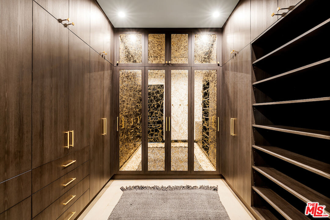 MLS #25598935 image #40