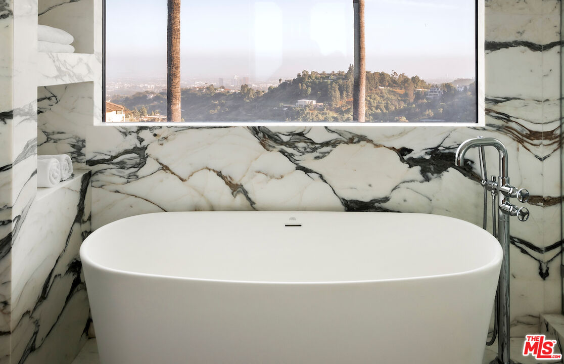 MLS #25598935 image #43