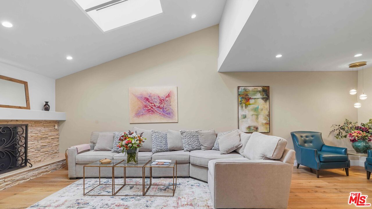 MLS #25599003 image #9