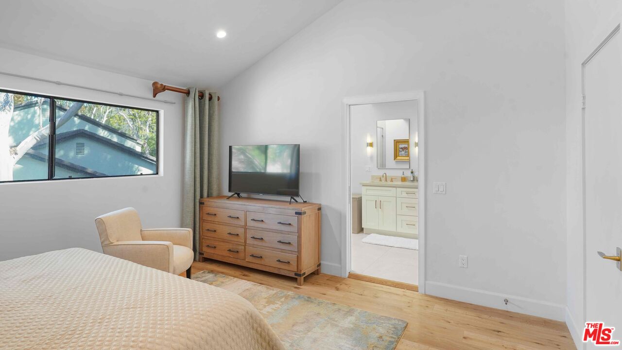 MLS #25599003 image #21