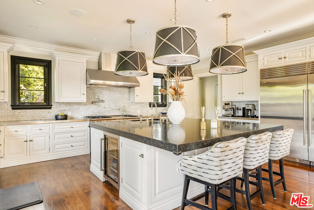 MLS #25599073 image #12