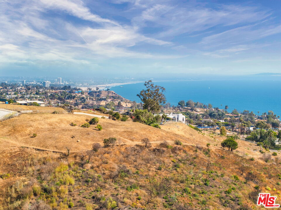 MLS #25599245 image #19