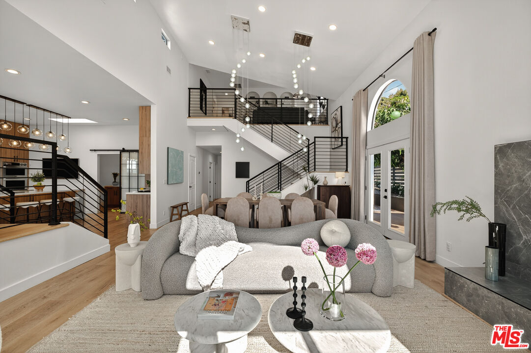 MLS #25599331 image #1