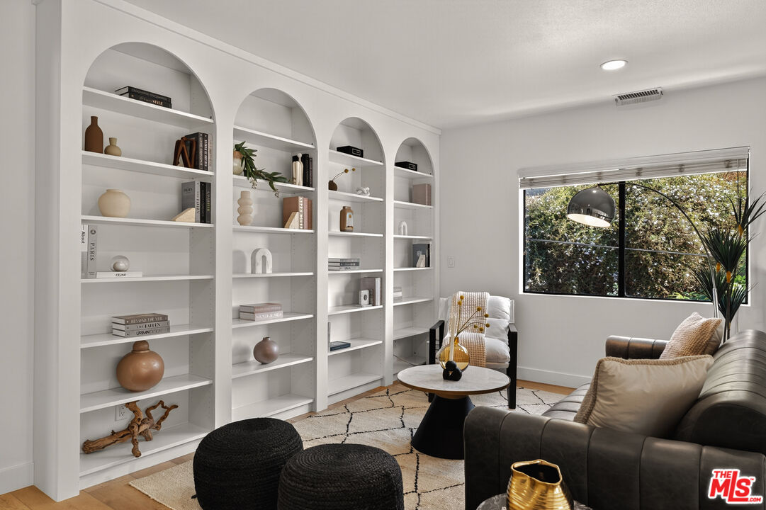 MLS #25599331 image #33