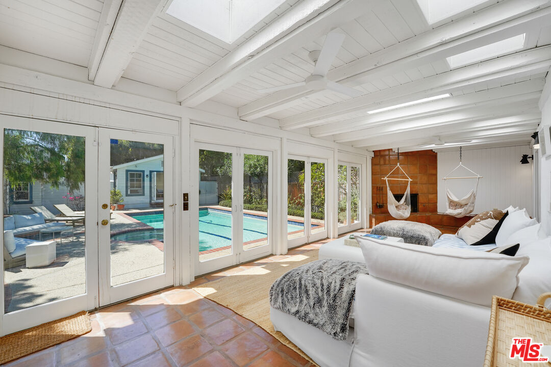 MLS #25599407 image #14